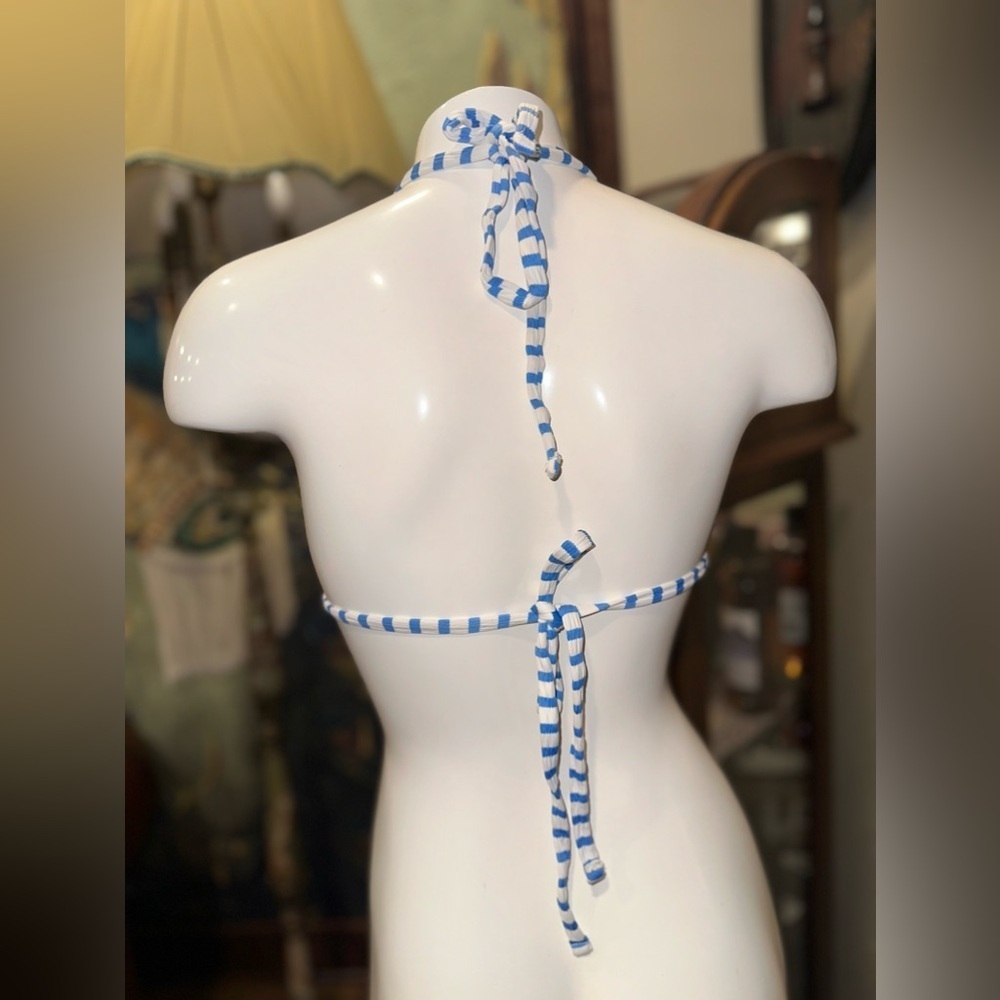 EUC  Textured Triangle Bikini Top - Xhilaration Blue Stripe L - Picture 4 of 4